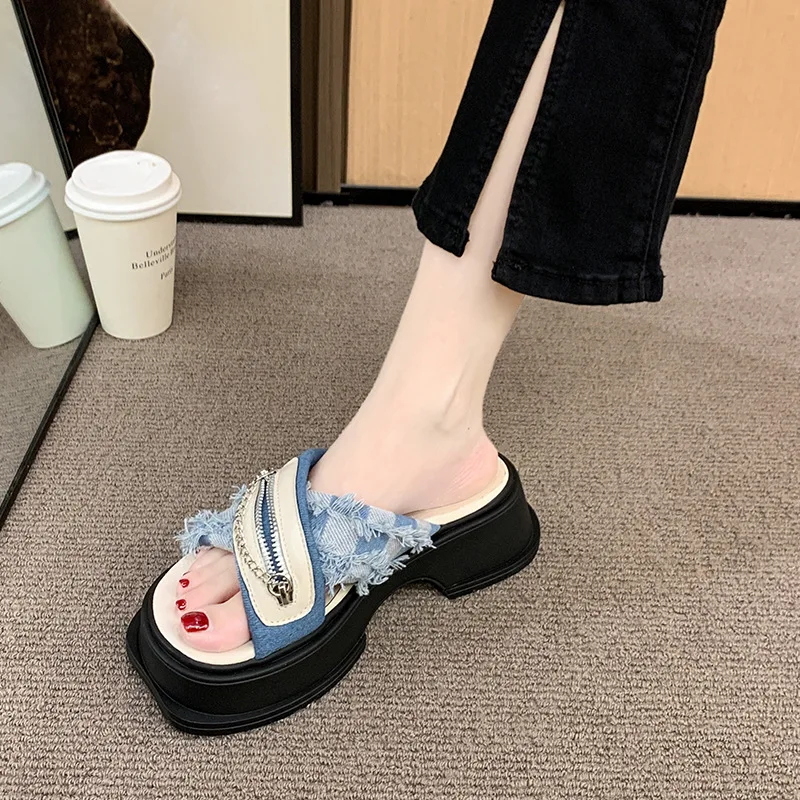 Thick Soled Slippers for Women Summer Chain Denim Chunky Heel Fashion Cross Slides Open Toe Outdoor Beach Woman Walking Slides