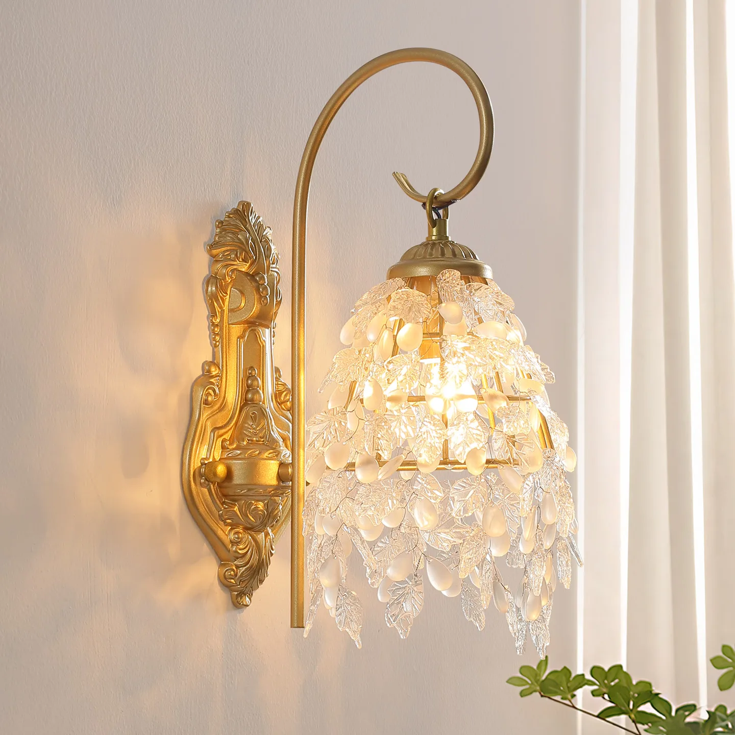 Vintage Glass Leaf Wall Sconce Matte Black Curved Arm Wall Light Bedside Corridor Indoor Decor Crystal Wall Lamp Fixture