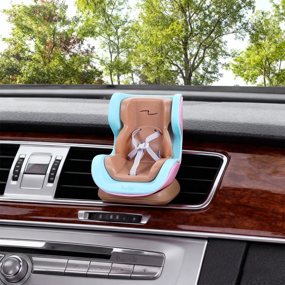 เบาะนั่งตุ๊กตาในรถยนต์ ทนทาน ทำจากพลาสติก รูปการ์ตูน ของตกแต่งรถยนต์ เบาะนั่งนิรภัยสำหรับตุ๊กตา ขายเฉพาะเบาะนั่ง ฐานแม่เหล็ก รุ่นเก้าอี้การ์ตูน