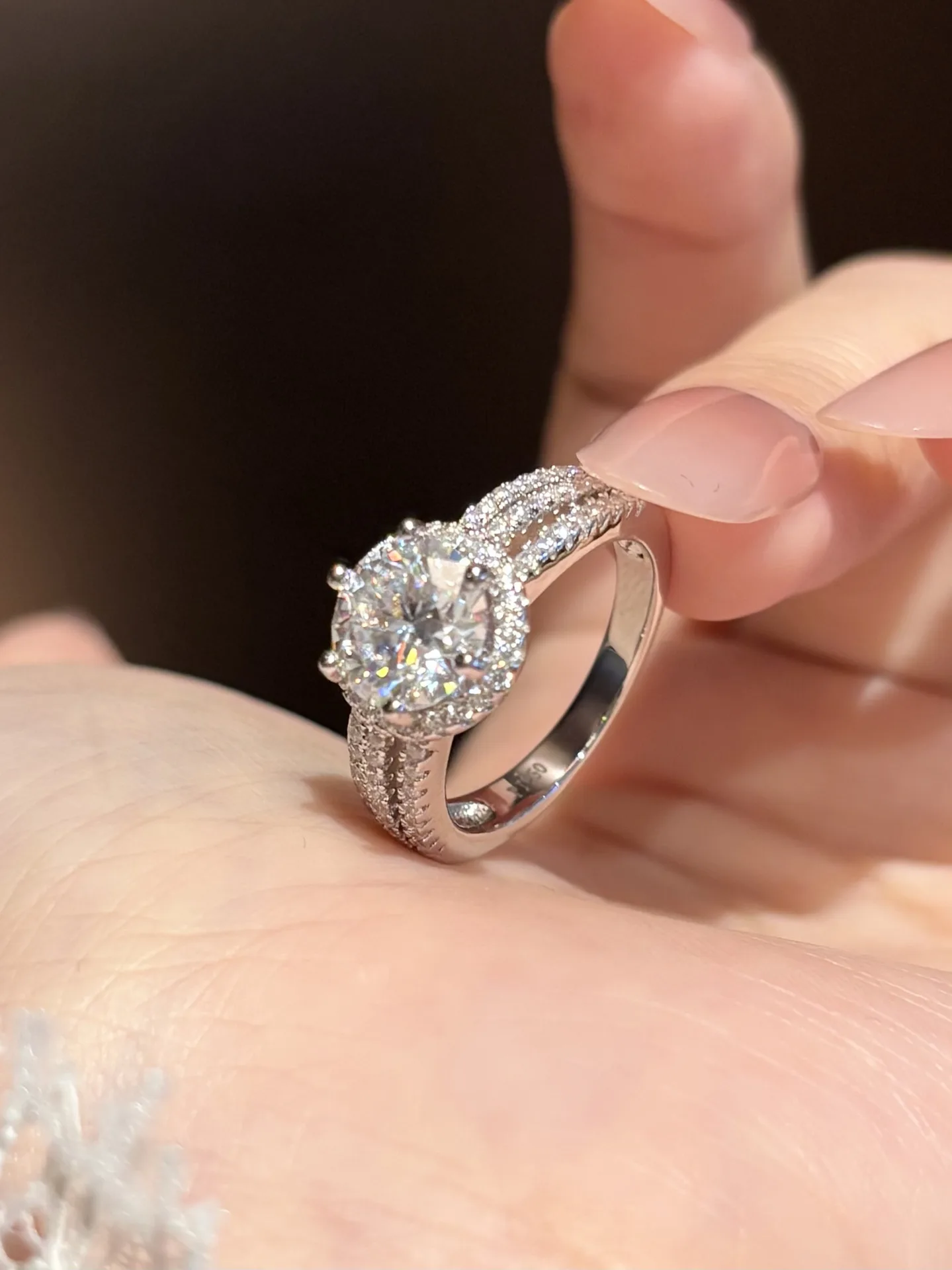 S925 Sterling Silver Double Band Round Moissanite Halo Ring For Women D Color Fixed Size Fine Jewelry Gift