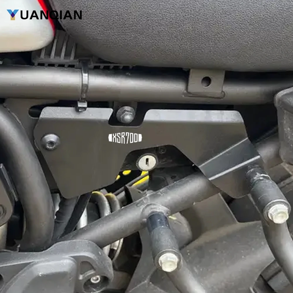 

2025 2026 XSR700 Side Panel Frame Cover Brake Reservoir Guards Protector For Yamaha XSR 700 2016 - 2019 2020 2021 2022 2023 2024