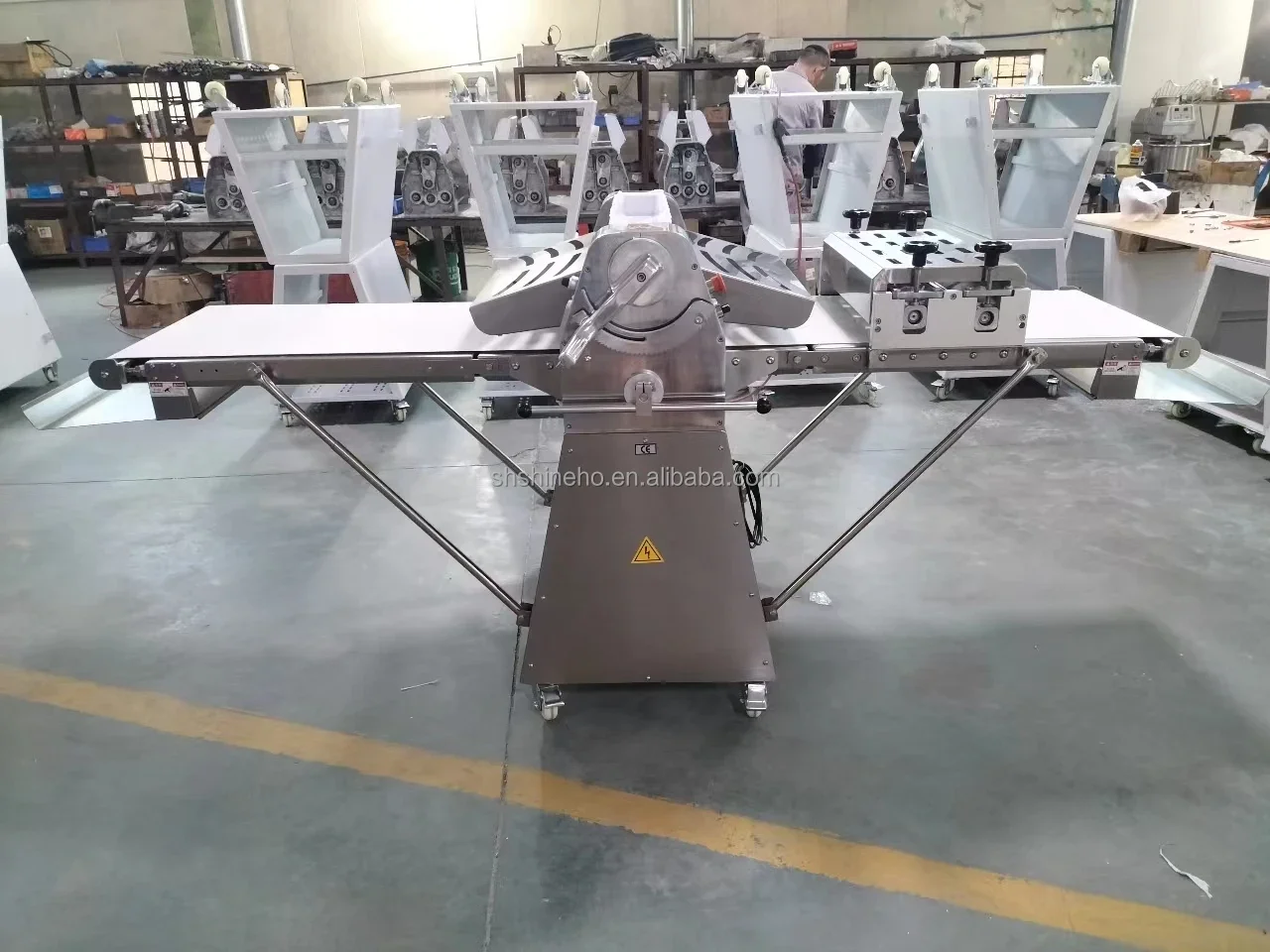 Shineho  Factory Direct Sale vinyl record press machine 520 Stainless Steel Dough Sheeter with cutter