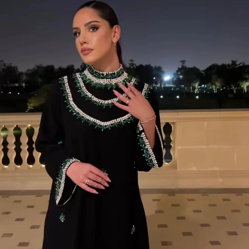 Jersey de noche personalizado con cuentas, vestido de ocasión a medida con cuello alto recto para cumpleaños, vestidos por debajo de la rodilla de Arabia