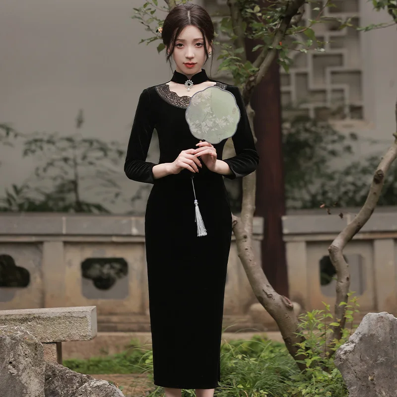 Sexy Hollow Out Lace Long Sleeve Black Velour Qipao Chinese Women Mandarin Collar Cheongsam Elegant Daily Dress