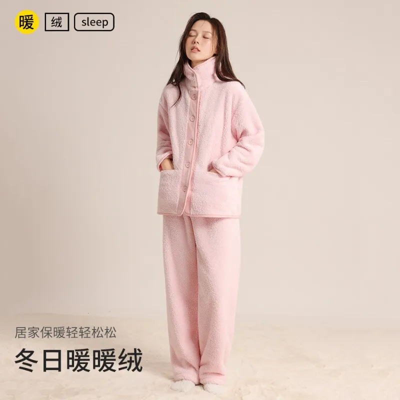Couple Coral Fleece Pajamas Men's and Women Autumn Winter Home Wear Two-in-one Thickened Cardigan Home Wear Can Be Worn Outside.