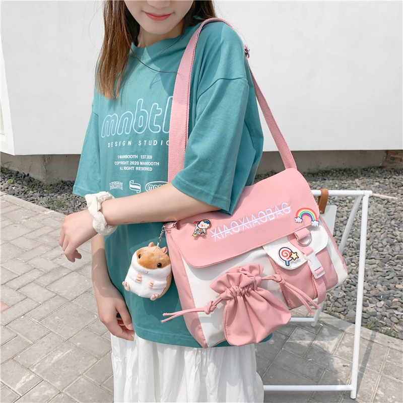 Borsa a tracolla con decorazioni in Nylon Kawaii, borsa a tracolla con patta, borsa da scuola di grande capacità borsa a tracolla moda Casual Bookbag