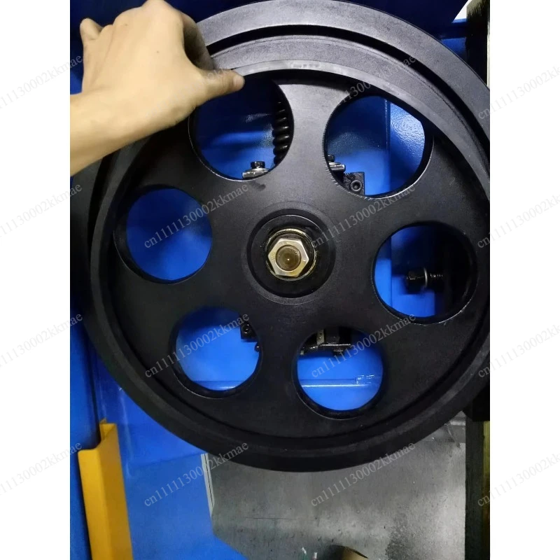 Vertical sawing machine rubber belt, sawing machine accessories, wear-resistant and non-slip belt