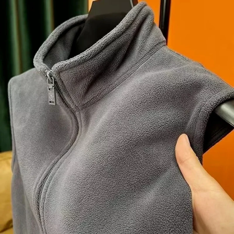 Stand up collar vest for men in autumn and winter, with thick velvet and large size double-sided fleece sleeveless cardigan jack