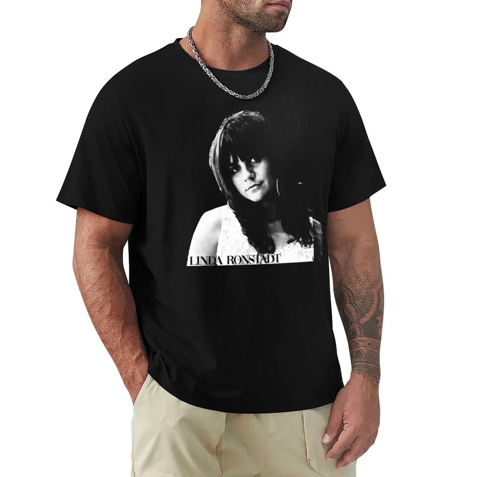 

Linda Ronstadt - Retro portrait T-Shirt heavyweights summer tops cotton graphic tees men tshirt