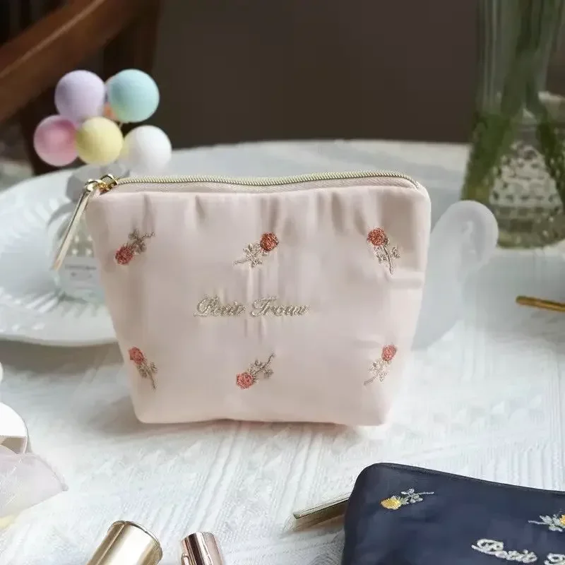 1 Piece Retro Aesthetic Floral Card Purse for Women France Style Women Pink Color Flower Card Coin Wallet Mini Portable Bag