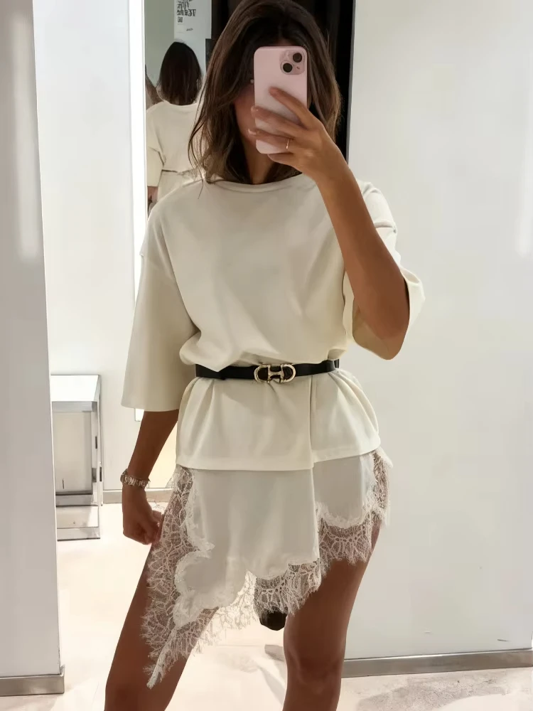 

Elegant Lace Trim Patchwork Solid Blouse T-shirts Women Asymmetrical Hem Casual Inner Wear Top 2026 New Solid All Match Outfit