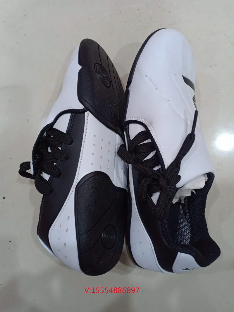 

Chinese Kung Fu Shoes Martial Arts Tai Chi Taekwondo Martial Arts Karate Sneakers Sneakers Adults Karate Smooth Casual Shoes