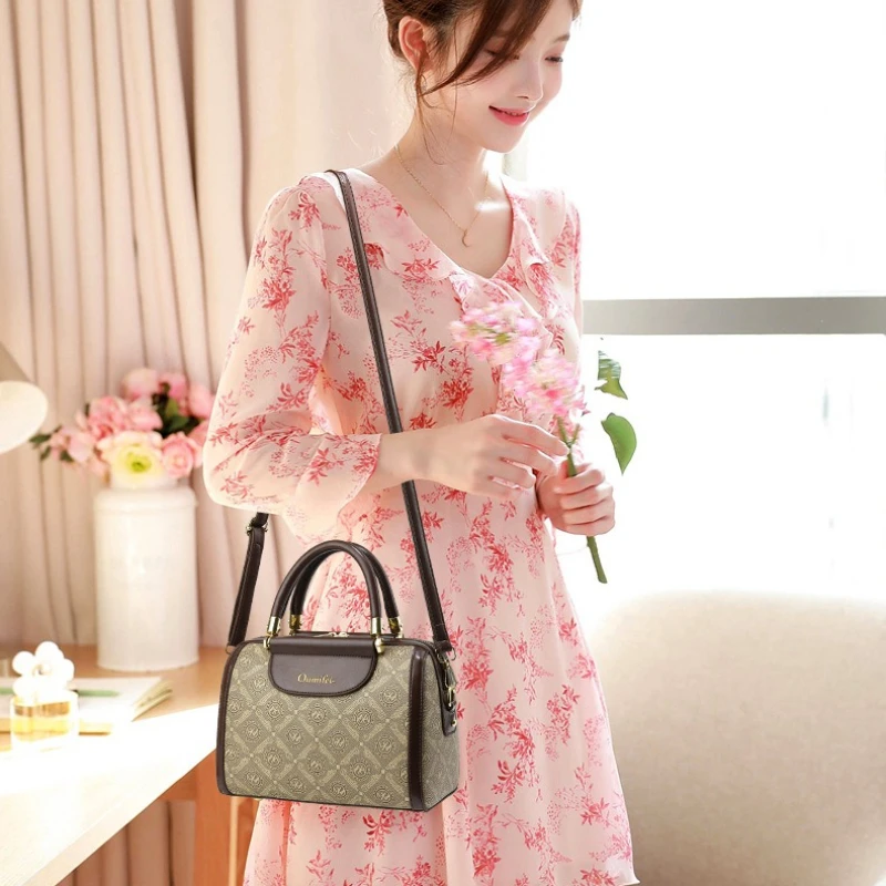 

Women's Boston Pillow Bag Large Capacity Tote Bag Casual Work Clothing Shoulder Handbag Womens Luxury Brand Crossbody Bag women