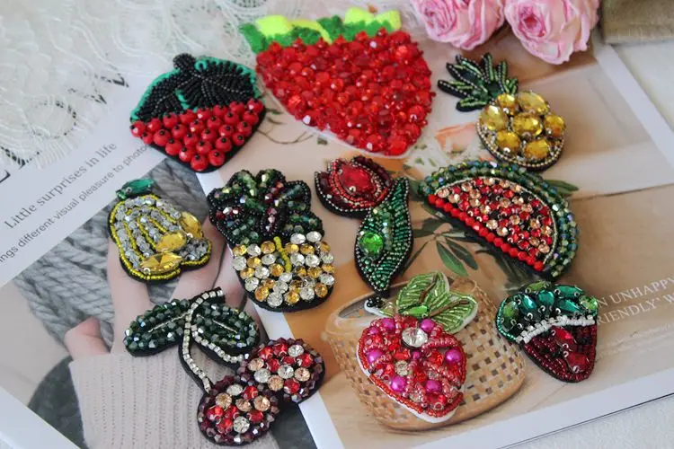 Strawberry Watermelon Pineapple fruit sequins Rhinestones beaded brooch appliques patches vintage fashion Coat Sweater decor