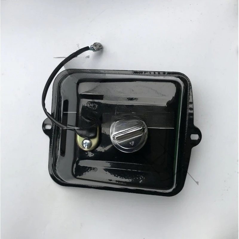 Four-wheeled Off-road Motorcycle Accessories, ATV Iron Fuel Tank, Fuel Tank Cover with Fuel Gauge Float