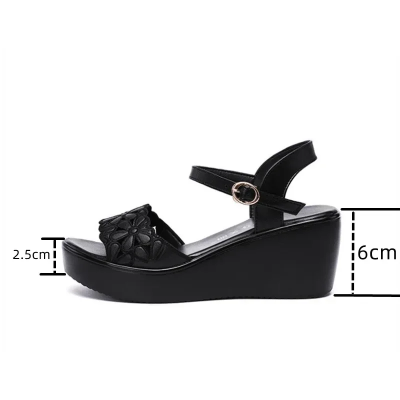 New 2024 Summer Chunky Platform Wedges Shoes Soft Leather Medium Heels Sandals Women Floral Cutout Black Beach Sandal Mom