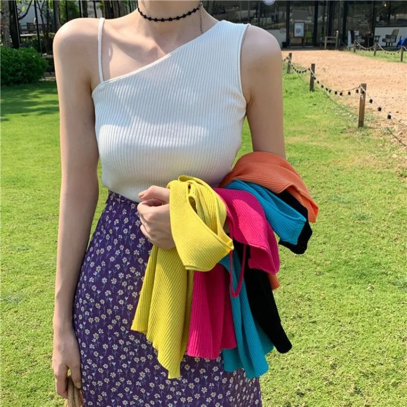 Hot Girl Off-shoulder Knitted Camisole Women's 2024 New Summer Style Short Sleeveless Bottoming Top  Korean Fashion Clothing