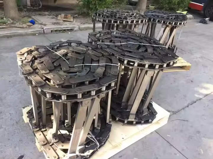 Cadena transportadora de repuesto de piezas de repuesto de pavé de asfalto de alta calidad para ABG6820C Paver PN 80895675 P70 * 112 eslabones