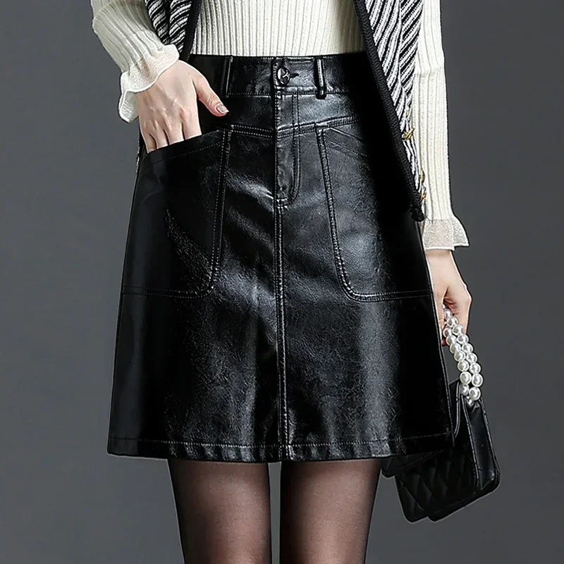 

Autumn and Winter Women's New PU Leather Sexy Skirt Black Coffee Simple and Elegant Short Tight Fitting Boot Skirt 2024 P314