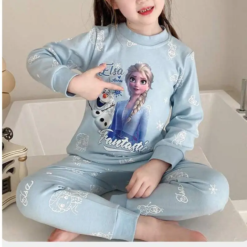 

Комплект из 2 предметов: комфортные брюки с длинными рукавами и декором в виде снежинок, мягкая теплая милая детская пижама с принтом Эльзы в стиле аниме и мультфильмов