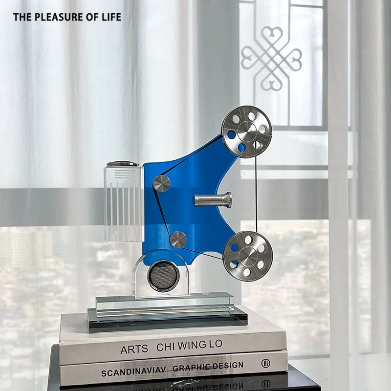 Modern Italian minimalist retro phonograph model ornament study desktop projector crystal model
