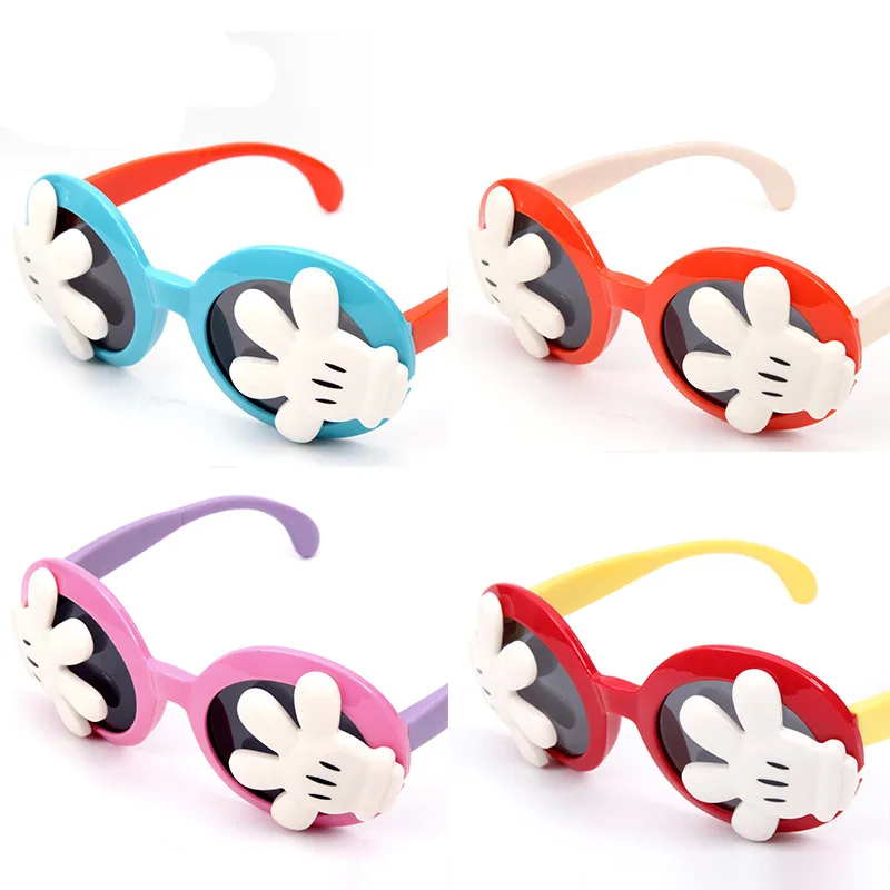 Disney Mickey Mouse occhiali da sole carini per bambini Anime Figure Toys Palm Flip Glasses donna Summer Outdoor occhiali anti-uv