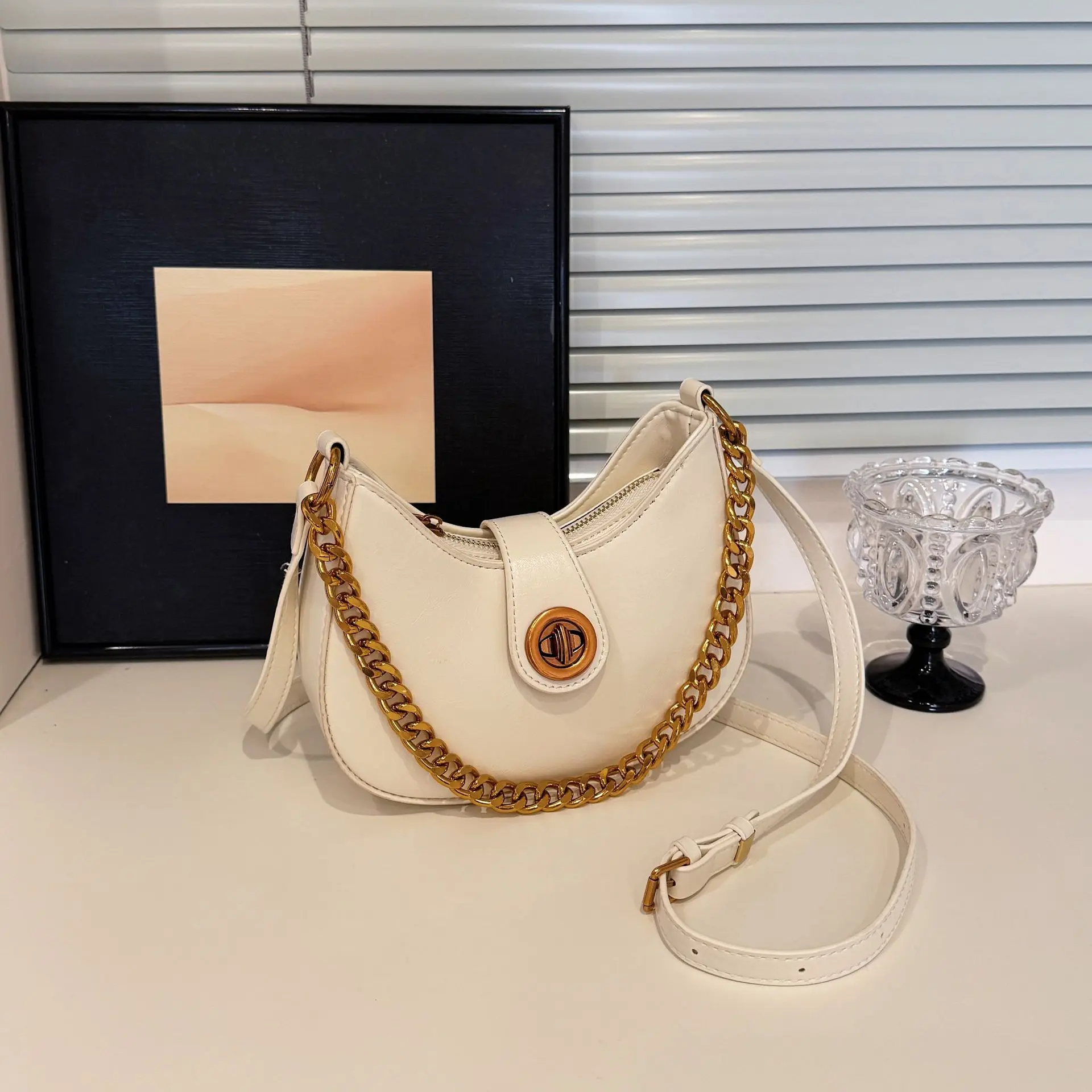 

Сумка Kawaii подмышки 2024, милая женская сумка через плечо, необычная сумка через плечо, игривая сумка «день-ночь», очаровательная сумка на ремне ​