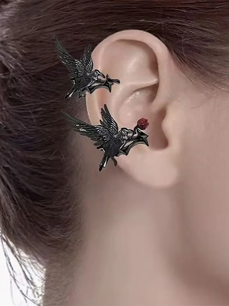 2024 New Crow Piercing Earrings New Gothic Style Men\'s And Women\'s Jewelry Party Gift