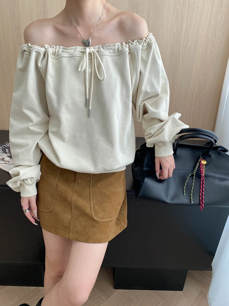 

Small niche design drawstring tied one shoulder wide loose slimming sweatshirt