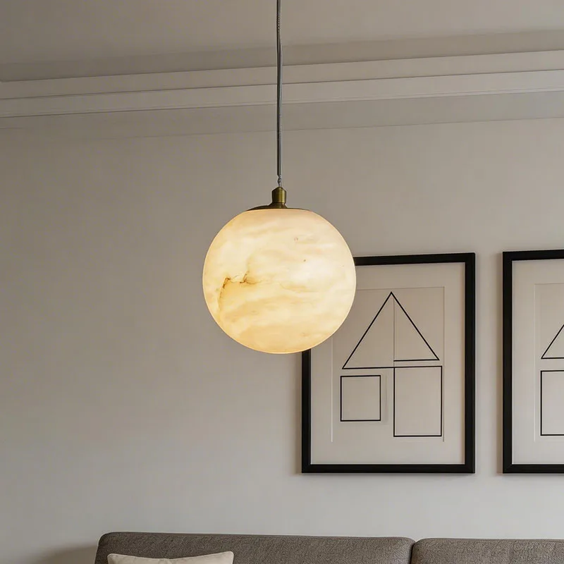 Minimalist Alabaste…