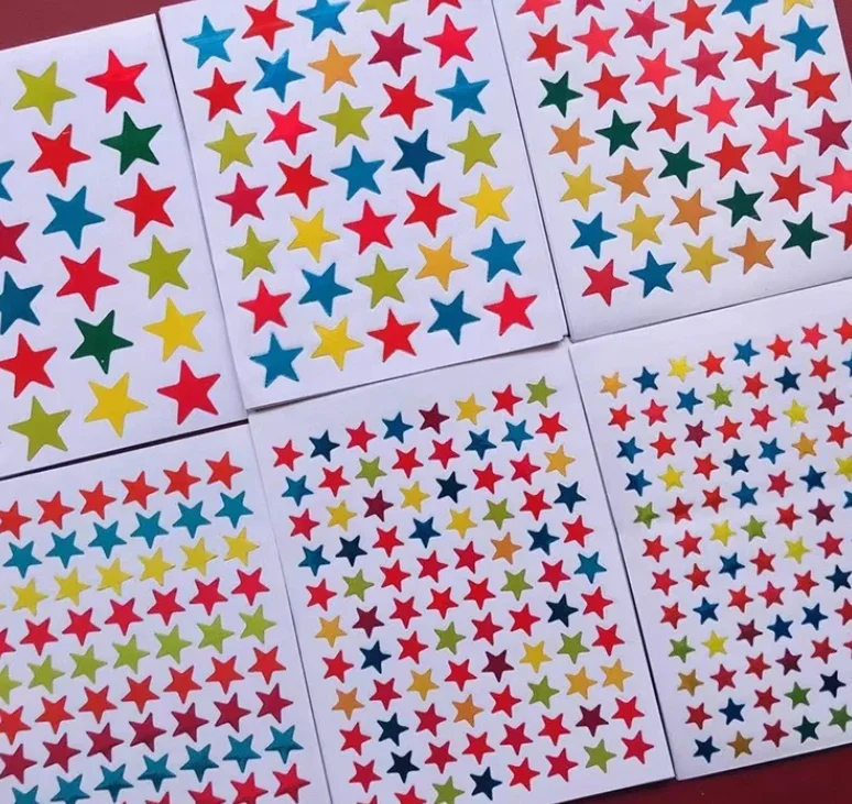 1Pack 10 Sheets 880Pcs Classic Self-Adhesive Star Stickers Stationery Reward Labels for Kids Students Classroom Incentive 