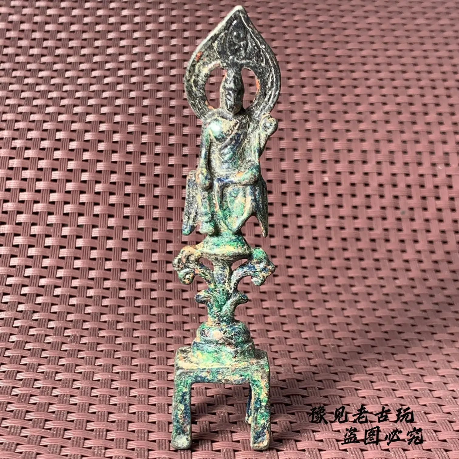 Retro Flame Aura Backplate & Lotus Pedestal Seated Buddha Ornament Decoration Tea Pet Figurines Desk Decor Accessories