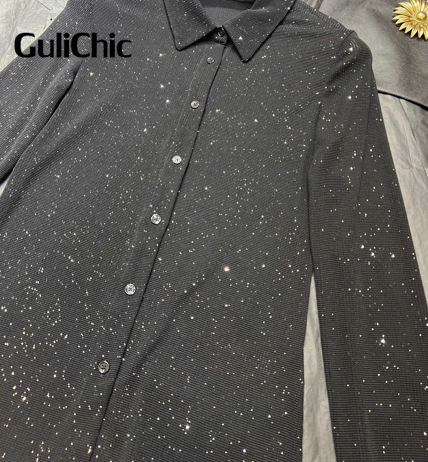 8.5 GuliChic High Quality 2024 Women Bling Bling Decoration Design Blouse Lapel Single Breasted Comfortable Stretch Slim Shirt