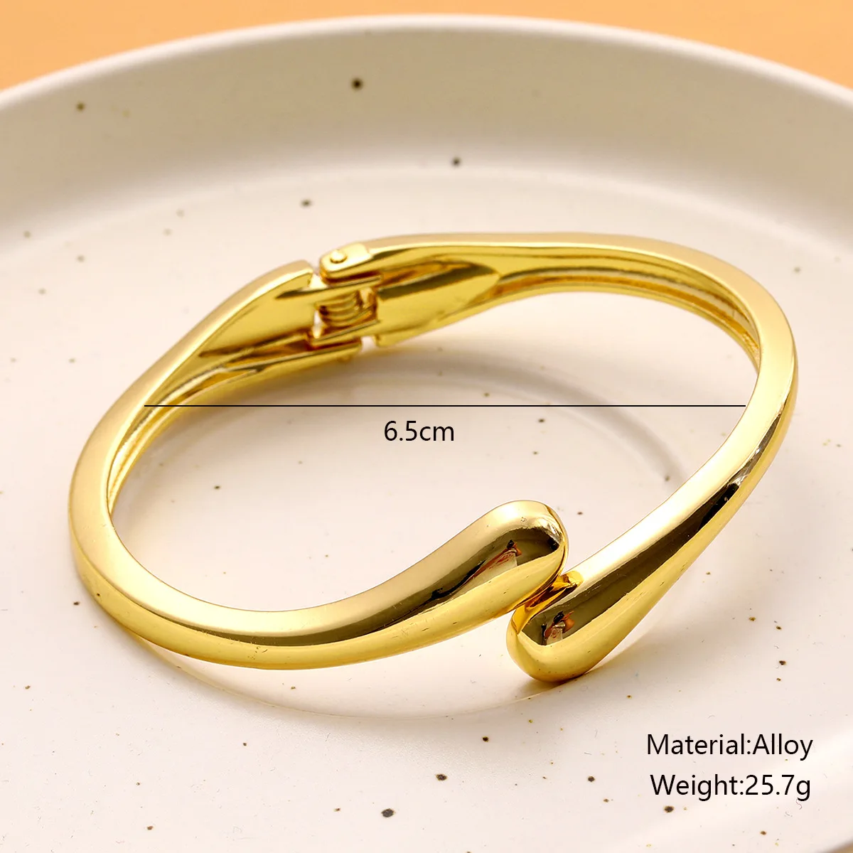 Einfaches, tropfenförmiges Armband für Damen, kreatives Design in Gold- oder Silberfarbe, verstellbar, offenes Armband, modischer Schmuck für Mädchen. – Detail 2