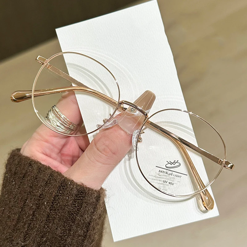 Literarische Golddraht-Oval-Brille mit kleinem Rahmen, modische Myopie-Brille, Anti-Blaulicht-Brille mit flachem Licht MH9035