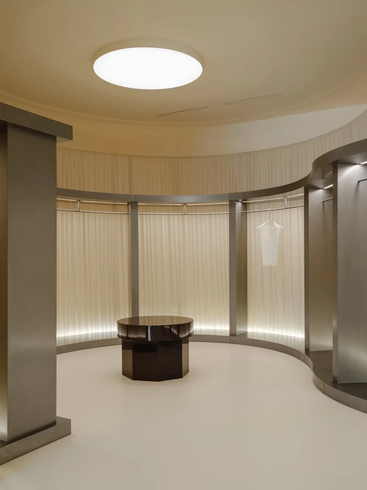 Sanhai Chic Shop Design d'interni Nuovo negozio di abbigliamento Renderizioni 3D principali Piano da pavimento Disegni di costruzione Consultante di servizi Vendita al dettaglio