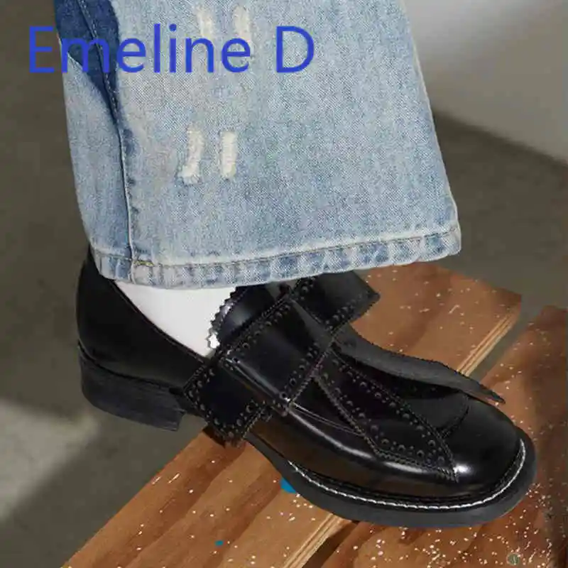 

Carved Small Leather Shoes for Men and Women Fashionable British New Style Thick Heel Tie Bow Design Casual Flat Shoes