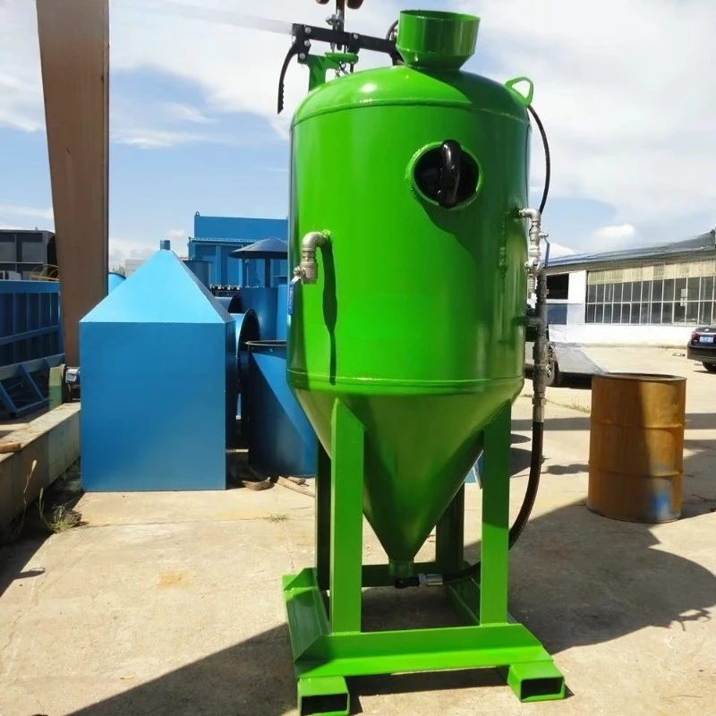 High Efficiency Portable Sandblasting Gun Kit for Surface Treatment Restoration Work Customized Set Small Sand Blasting Machine