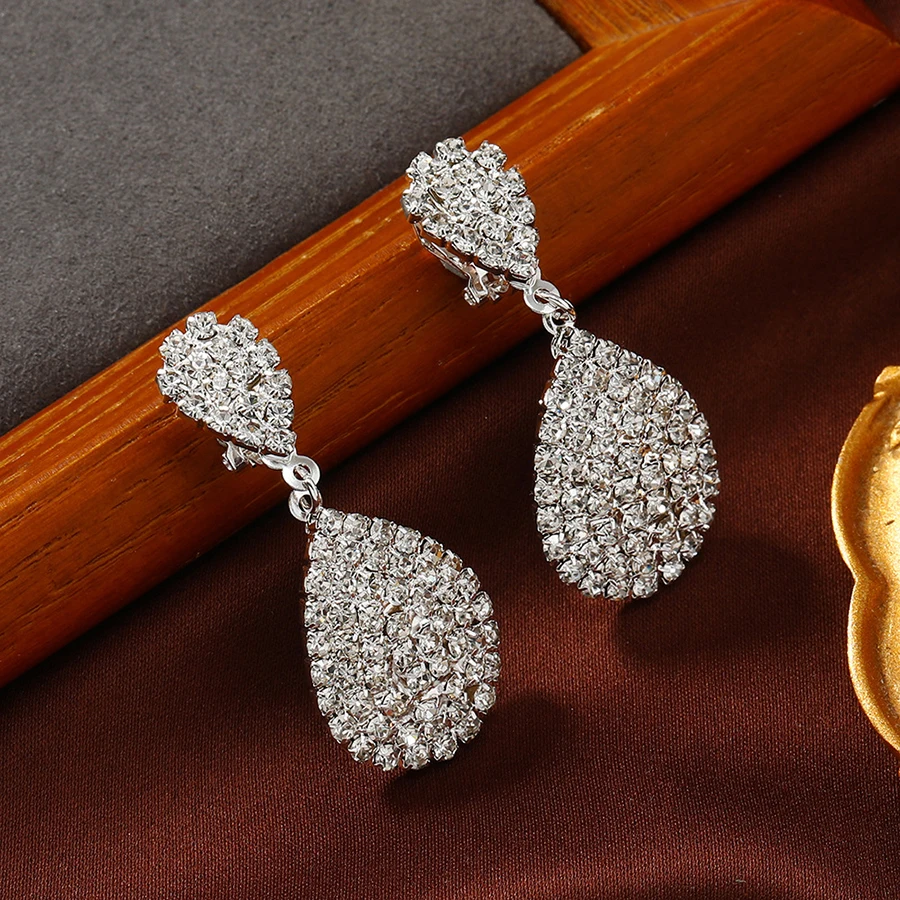 Fashion Luxury Long Tassel Rhinestones Clip on Earrings Ladies Shiny Crystal Water Drop Pendant Earrings Fine Bride Jewelry Gift