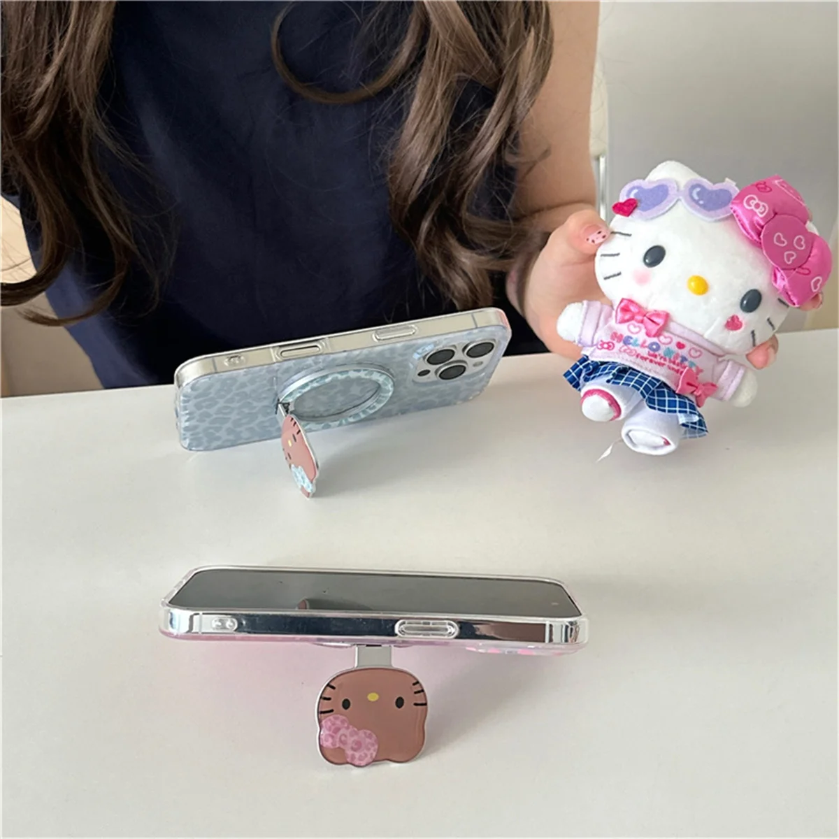 Lovely Pink Leopard Print Magnetic Phone Case For iPhone 16 Pro 14 13 15 Pro Max Cover with Hello Kitty Stand Holder Cases