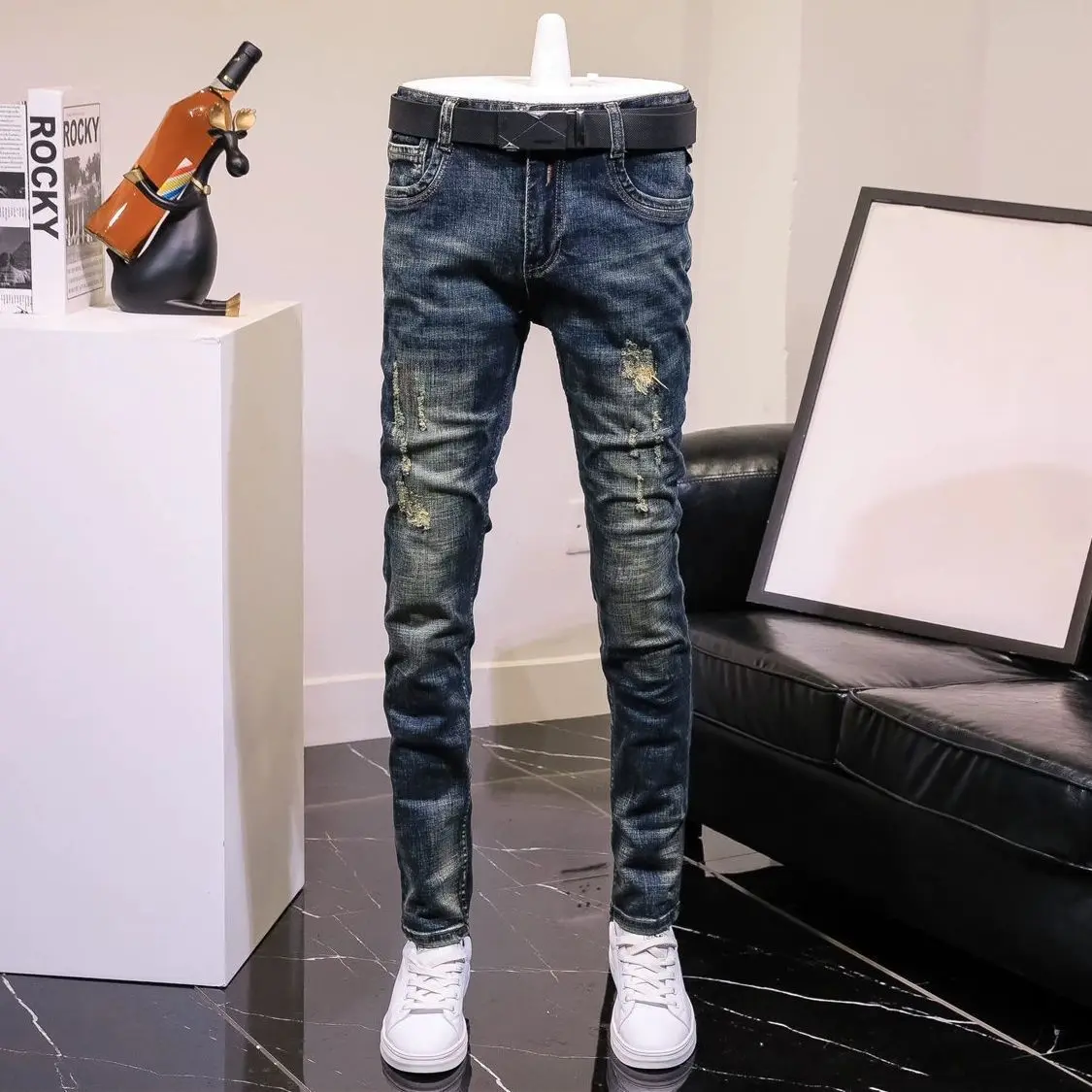 Moda estilo coreano vintage remendado rasgado fino ajuste jeans para homens remendos casual primavera outono calças jeans roupas de grife