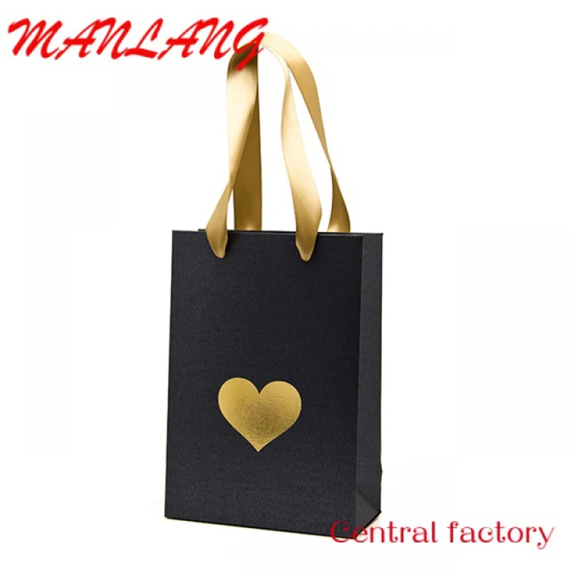 Custom  Gold Hot Stamping Black Custom Shopping Gift Packaging Paper Bags With Your Own Logo