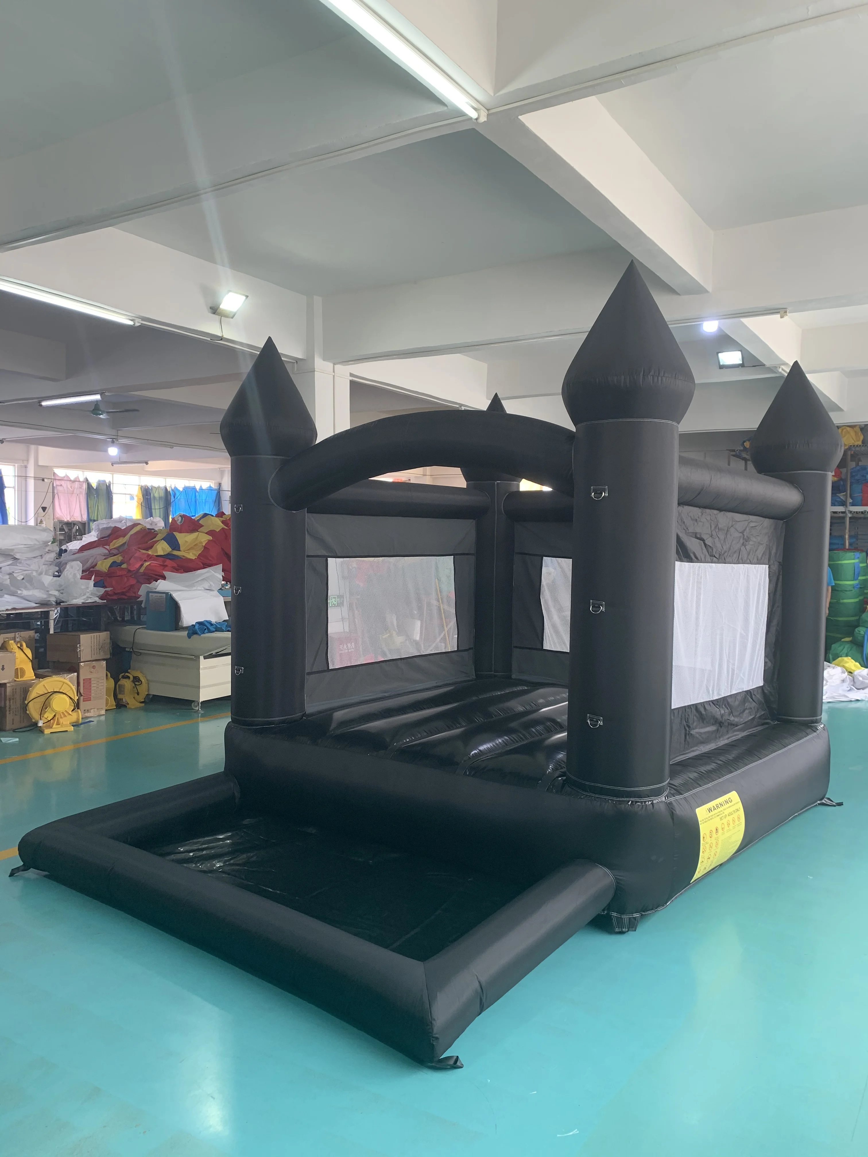 

Inflatable Toys Bounce House 3.7*2.7*2.6M Trampoline 23KG With Blower Jumping Castle Bouncy House For kids Wedding Toys