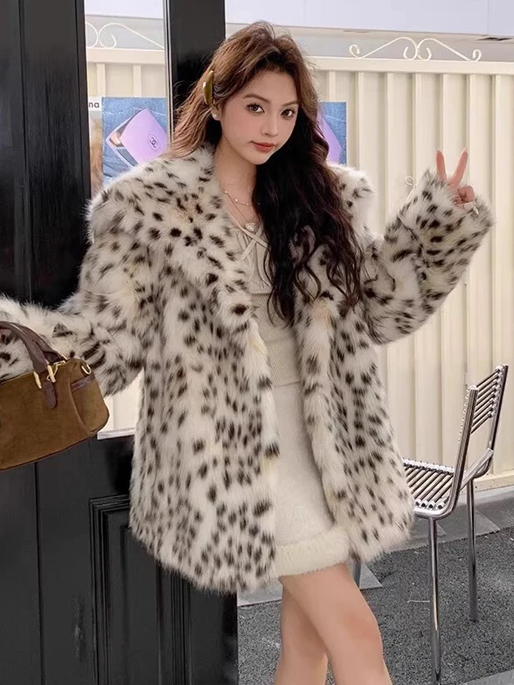 

2025 шикарная модная зимняя куртка из искусственного меха, женская леопардовая свободная плюшевая толстая куртка, теплые куртки для женщин, новая верхняя одежда