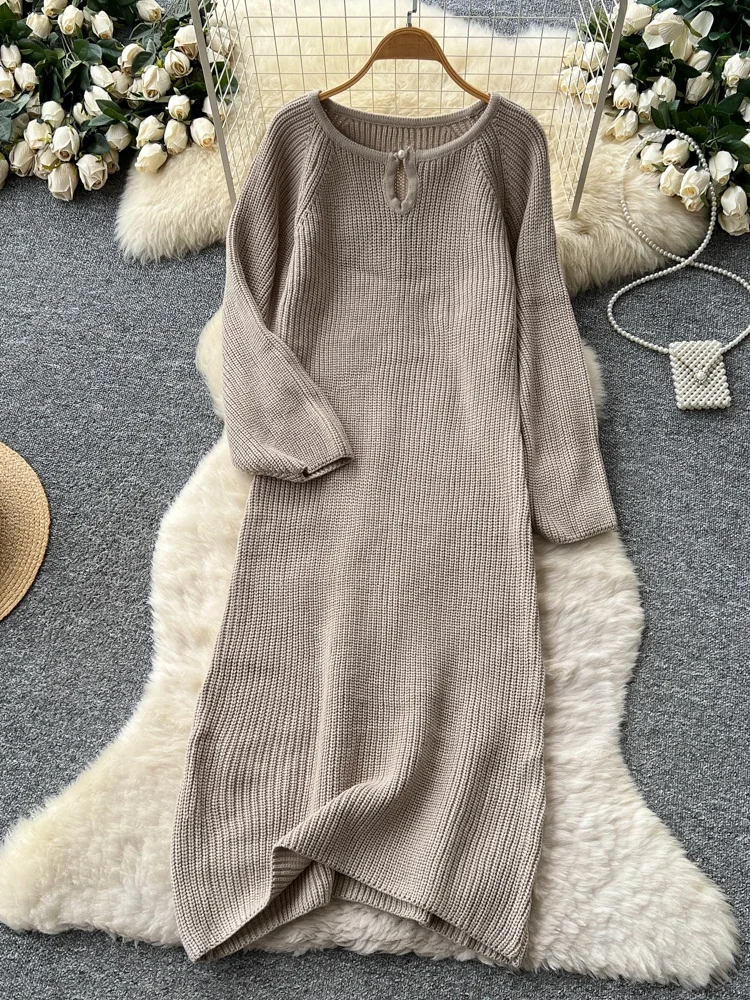 Długa, luźna spódnica damska z poliestru, z wysokim stanem, w kształcie litery A, wygodna i modna.