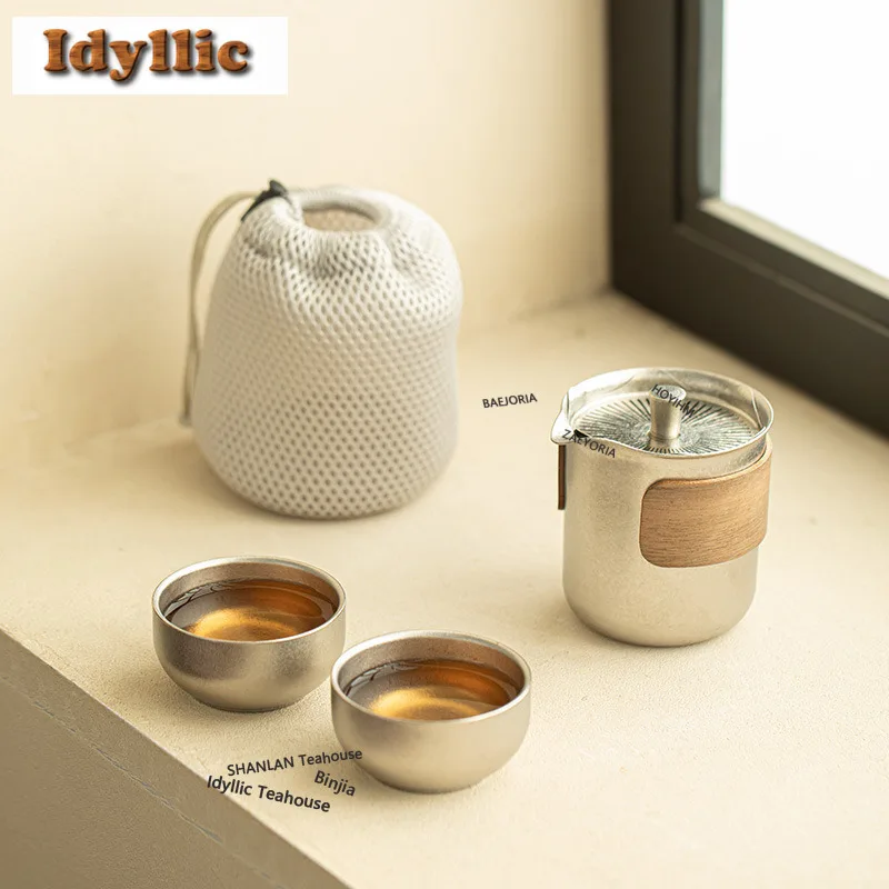 

Набор для путешествий из чистого титана: винтажный чайник, 2 чашки, органайзер для приготовления чая, портативный, для использования на природе, с сумкой, аксессуарами и украшениями