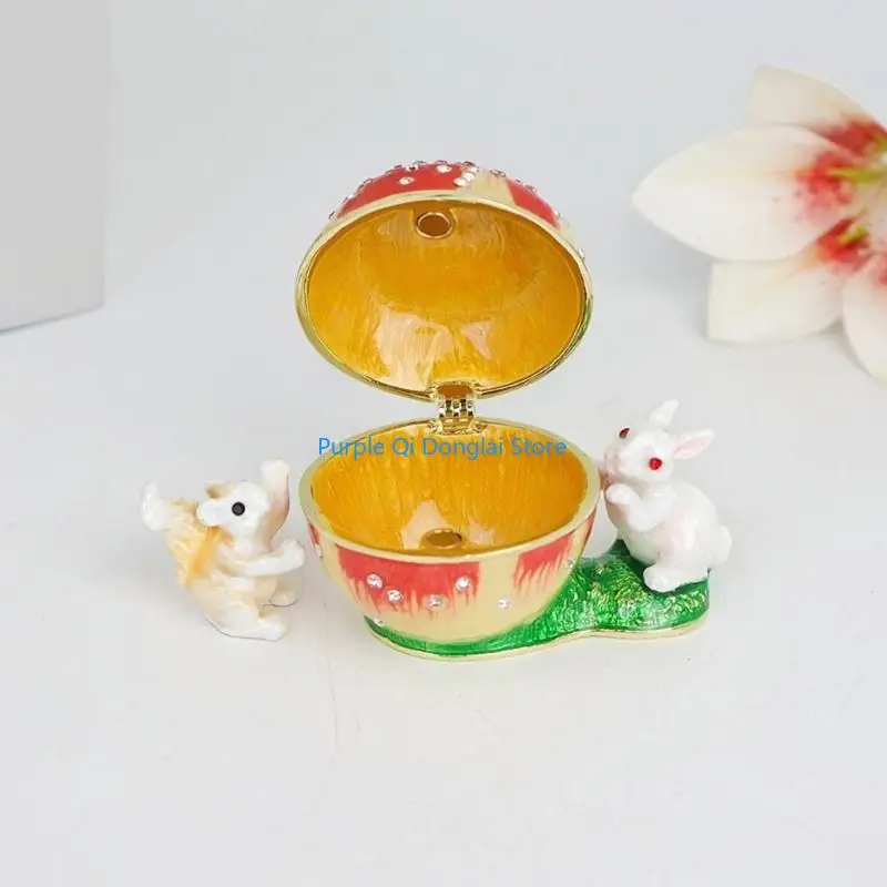 L21E Artistic Enamel Squirrel Fruit Shaped Jewelry Box Sturdy Alloy Jewelry Container With Diamonds Embellishments
