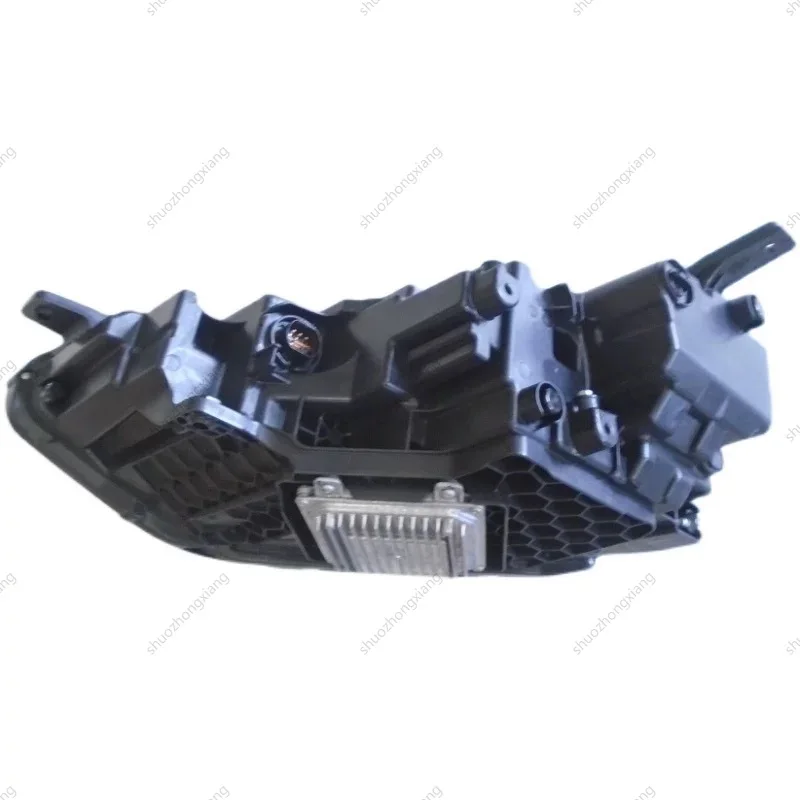 Ser adecuado para piezas de automóvil al por mayor originales para faros de coche LED BYD Han EV para vehículos de nueva energía 10921062 -00