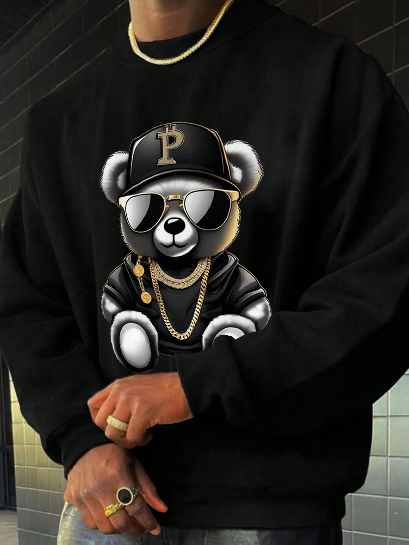 

Men's Black Casual Pullover Sweater with Stylish Bear Graphic Print, Round Neck, Long Sleeve