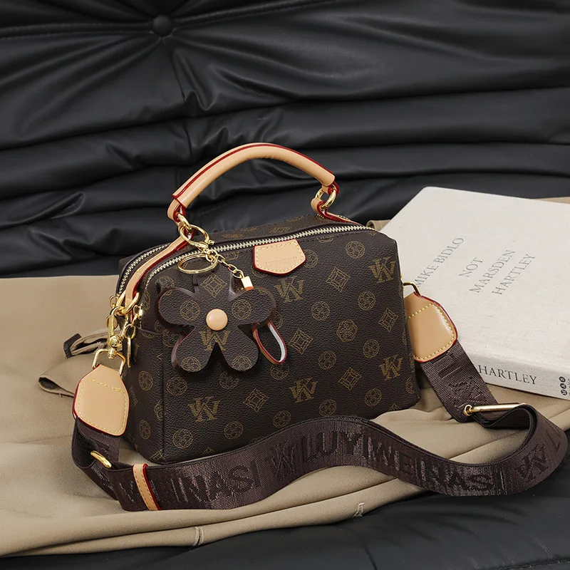 حقيبة مربعة مطبوعة لعام 2025، محفظة كتف بحزام عريض للنساء، حقيبة كروس كلاسيكية، حقيبة بسيطة من اليوم إلى الليل، محكم #2